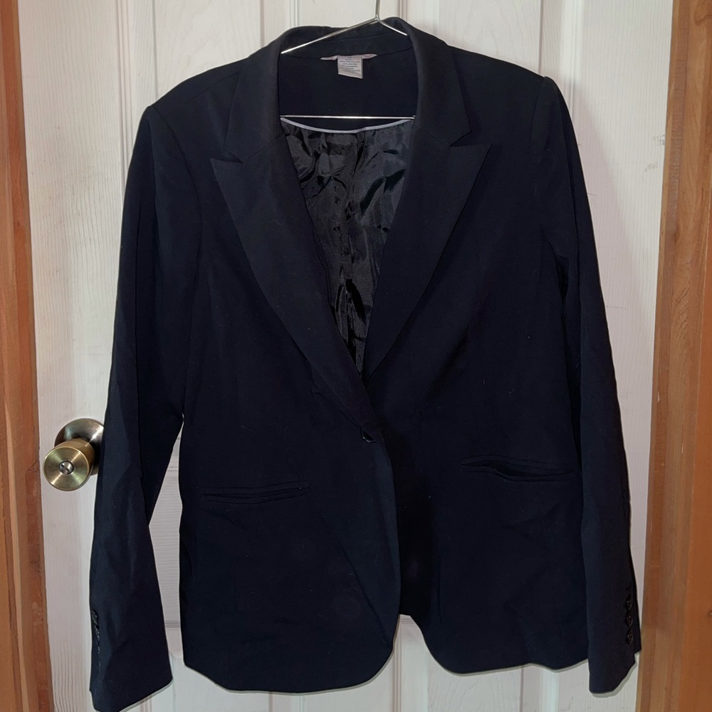 Black Liz Claiborne blazer- very professional! New